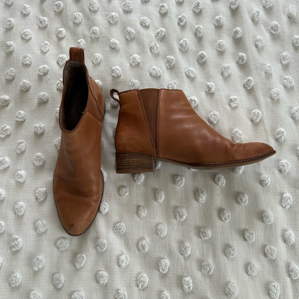 Madewell Women's Tan Leather Ankle Boots